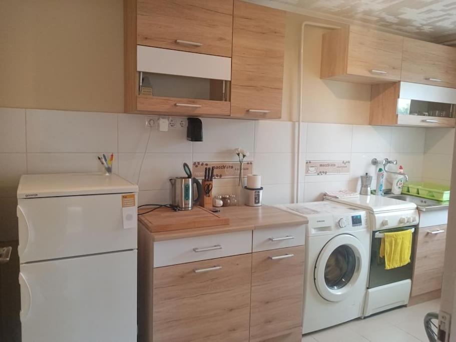 D38 Pestelizabeth Apartman Apartment Budapest Luaran gambar